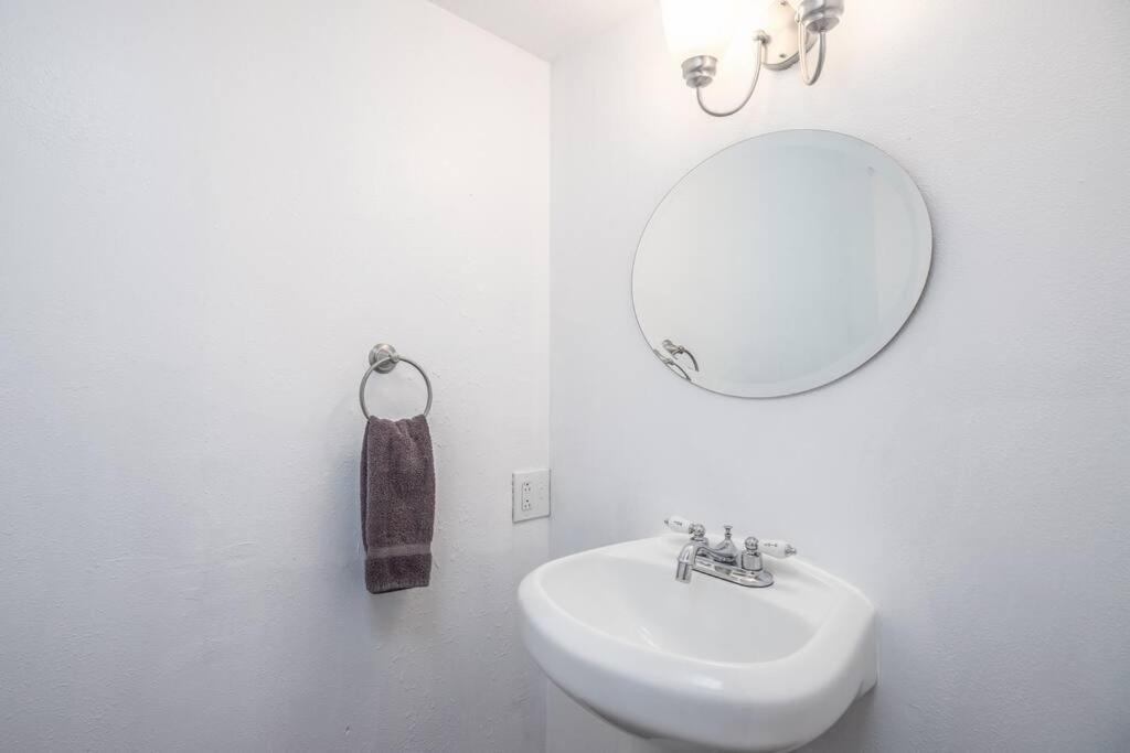 Pet Friendly Millcreek Home Close To Downtown/Mtns ソルトレイクシティ エクステリア 写真
